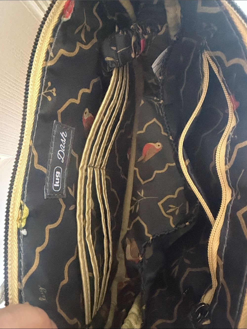 Lug Dash Classic Crossbody NWOT - Picture 7 of 8